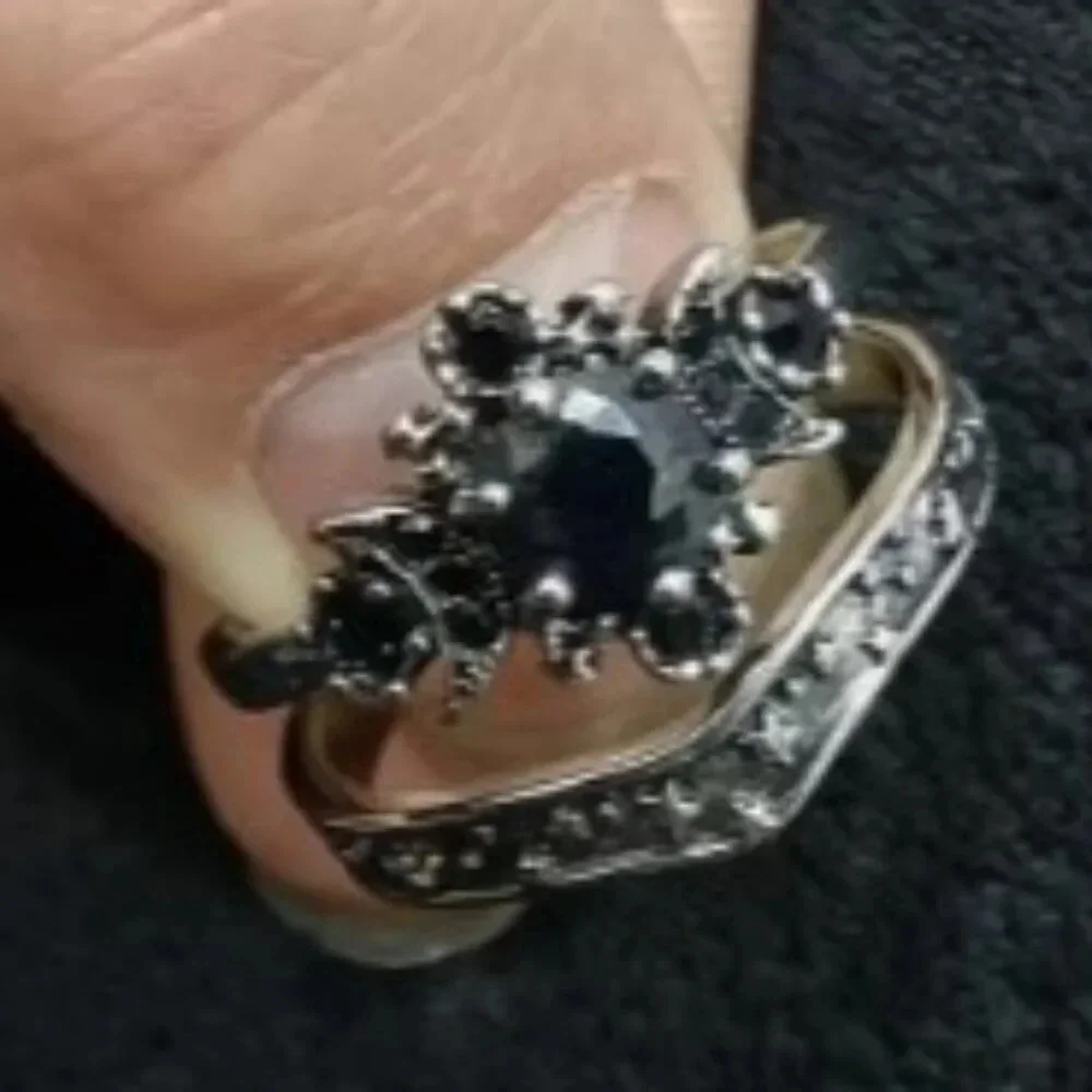 2pcs Retro Gothic Cosmic Stacking Ring Set With Moon And Star Detail Size 9